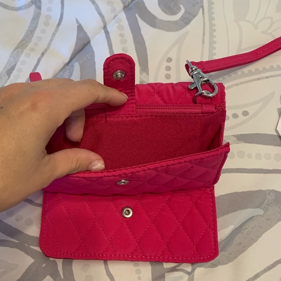 NEW Pink Quilted Vera Bradley Wristlet Fits iPhone 6 or can be used as wristlet! - Picture 4 of 8